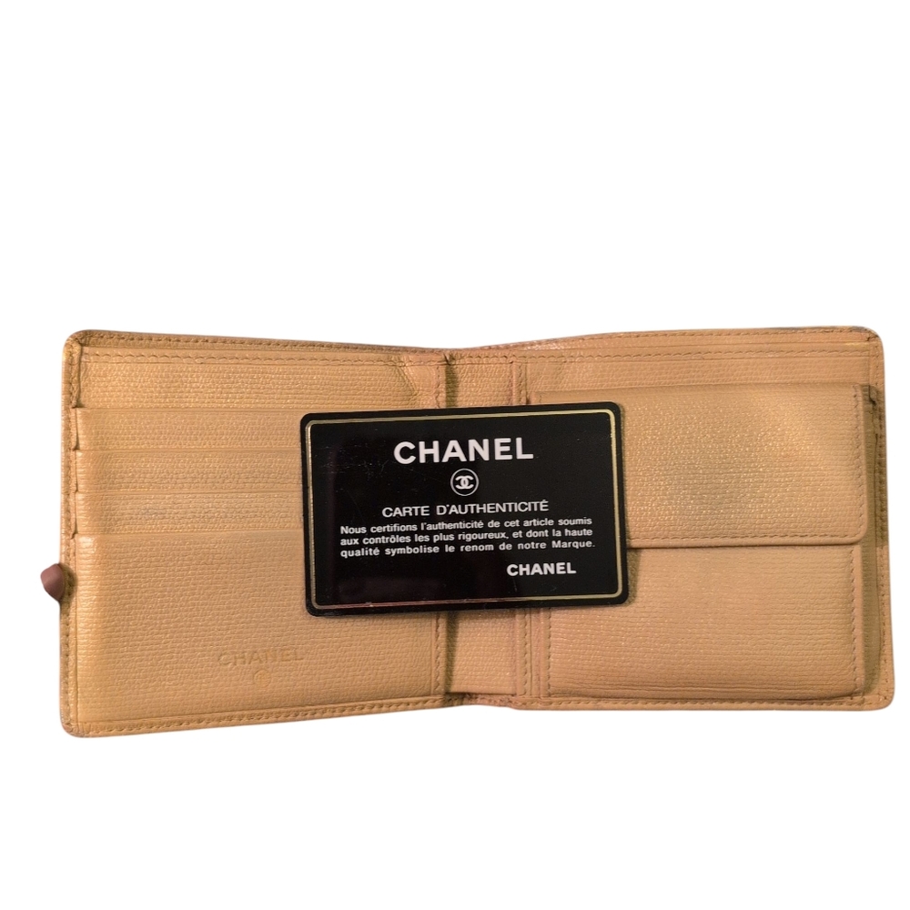 CHANEL Metallic Gold Wallet - Picture 7 of 14